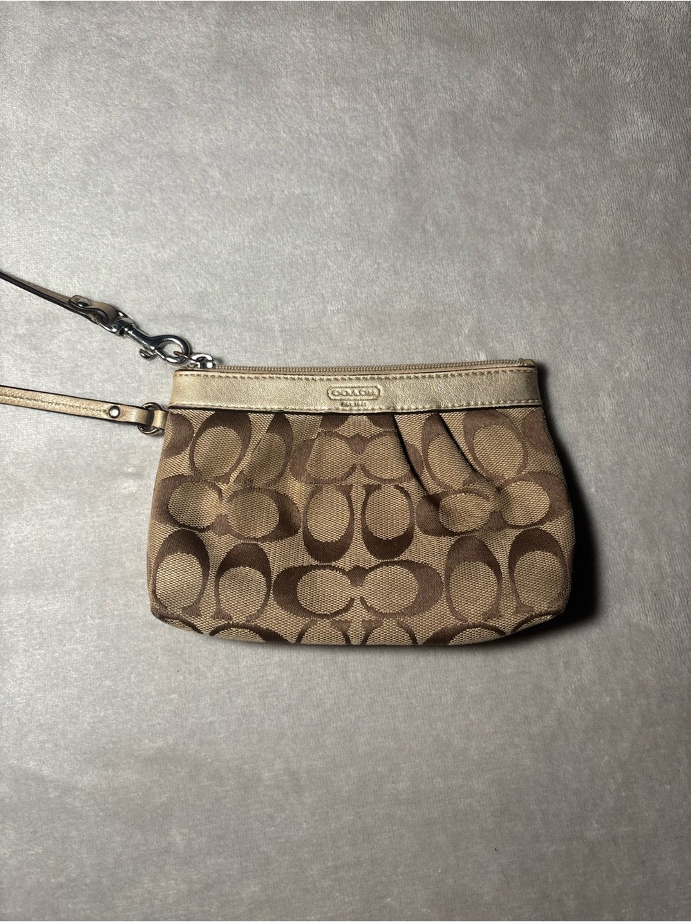Coach Vintage Signature Canvas Wristlet